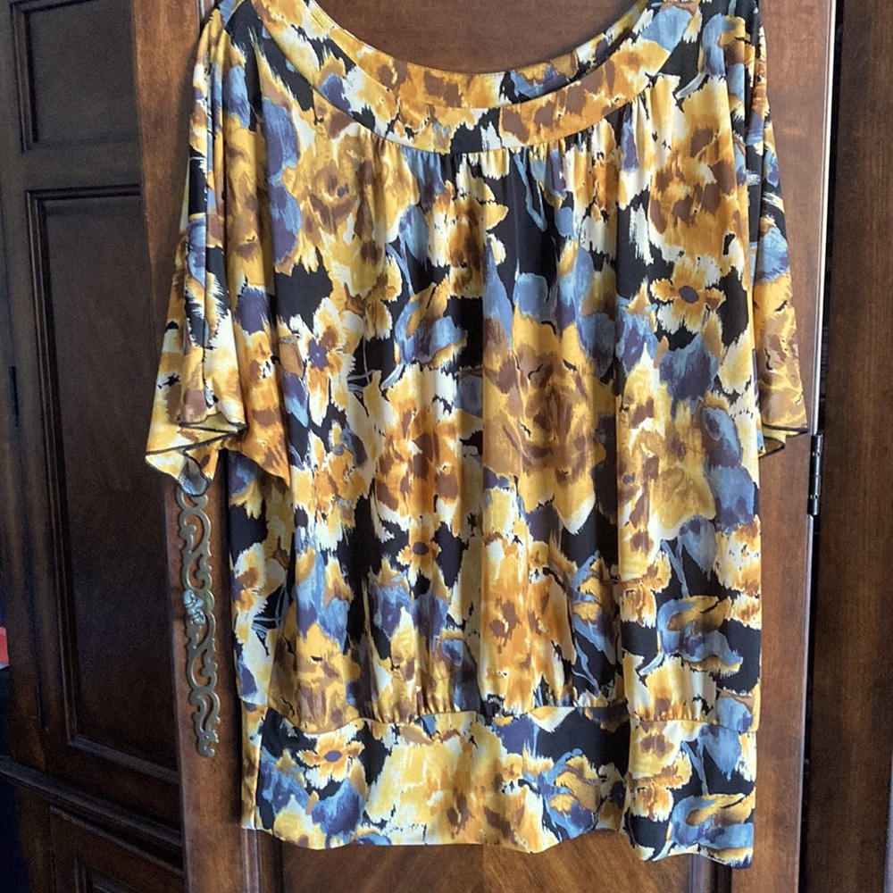 AGB floral blouse, size XL